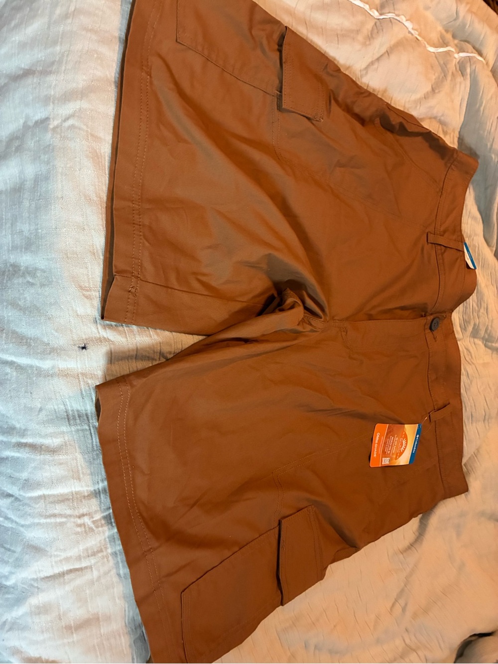 Columbia Brown Men's Cargo Shorts Waist 42 Omnishade Sun Protection